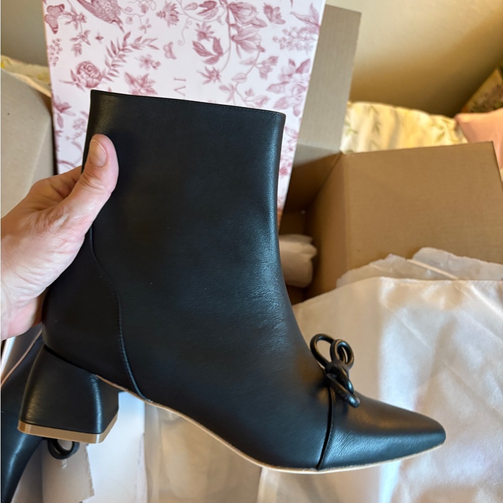 Ivy City Co Black Heeled Boots with Sleek Silhouette